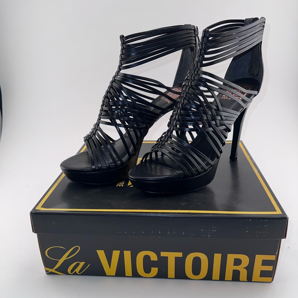 BNIB Pour La Victoire Aurora Black Platform Gladiator Sandal Heels Size 8.5